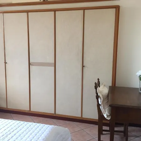 Two Bedroom In Apartment *